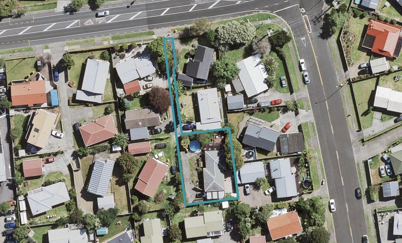 446 Swanson Road, Ranui, Auckland - Carousel 1