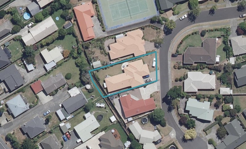 14 Piccadilly Lane, Hillcrest, Hamilton - Carousel 1