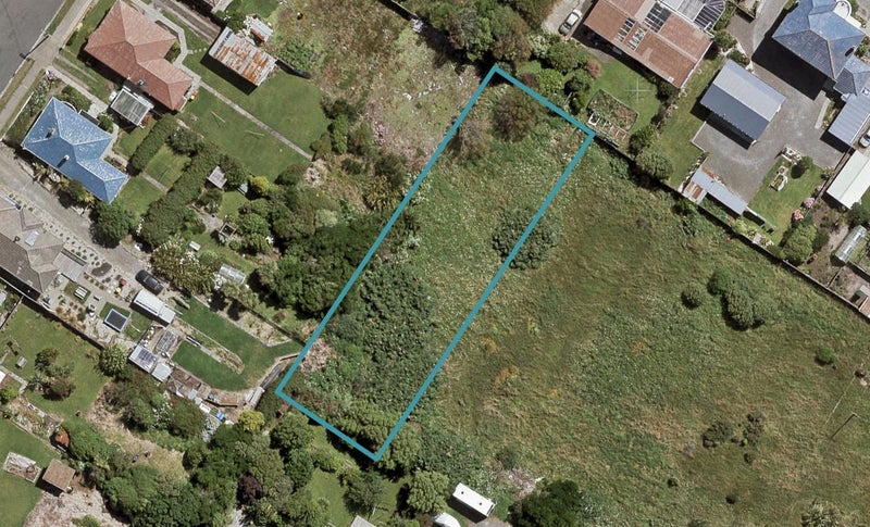 2/9 Raymond Street, Bluff - Carousel 1