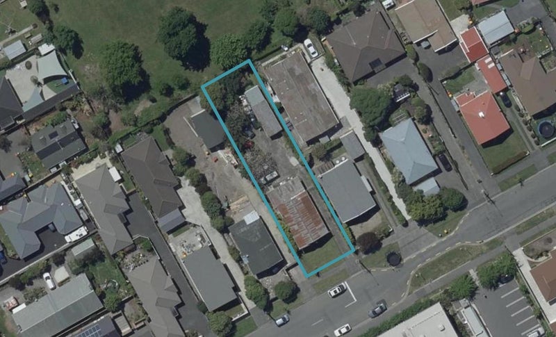 15 Wades Avenue, Saint Martins, Christchurch - Carousel 1
