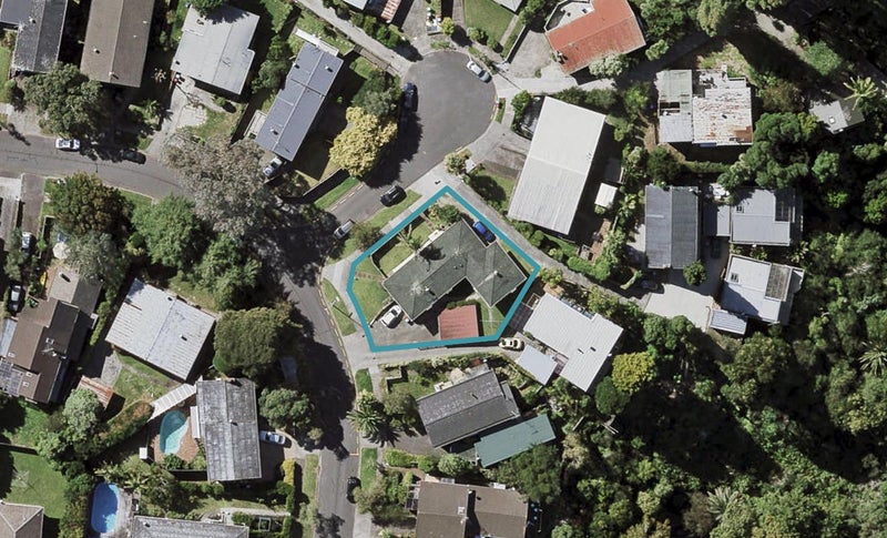 12A Kempthorne Crescent, Mission Bay, Auckland - Carousel 1