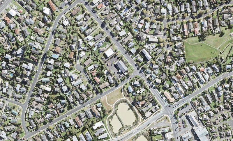 6/2 Albatross Road, Red Beach, Whangaparāoa - Carousel 1