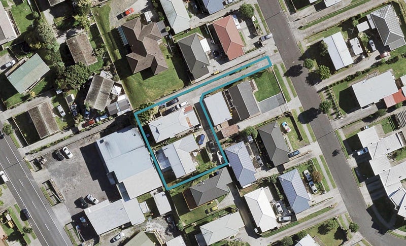 35B Templeton Place, Clendon Park, Auckland - Carousel 1