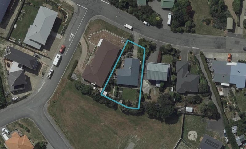 22 Koromiko Crescent, Diamond Harbour, Lyttelton - Carousel 1