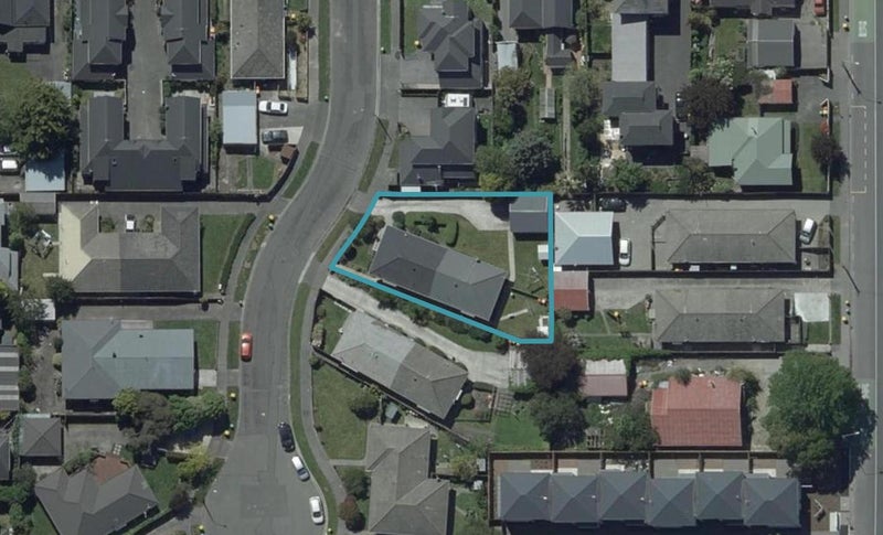 2/3 Trist Place, Edgeware, Christchurch - Carousel 1