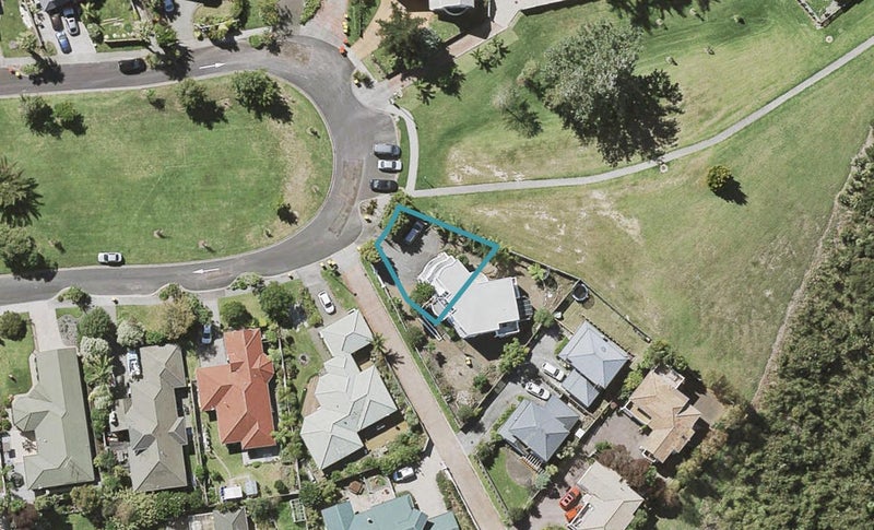39 Taroka Close, Pinehill, Auckland - Carousel 1