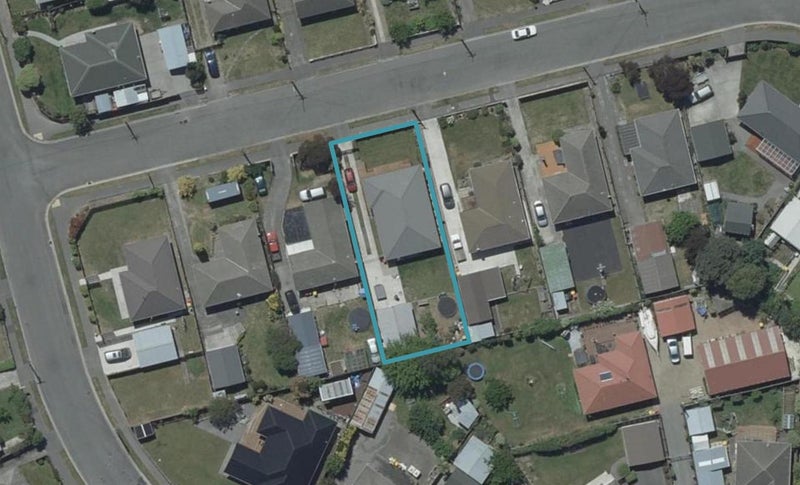 85 Vancouver Crescent, Wainoni, Christchurch - Carousel 1
