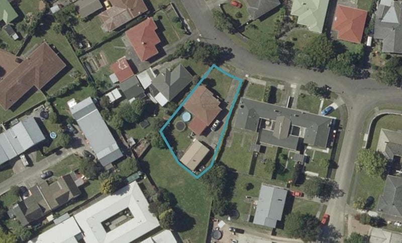 24 Ellesmere Crescent, Highbury, Palmerston North - Carousel 1