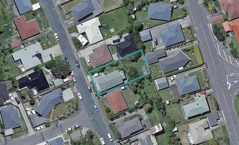 17 Barclay Street, Newlands, Wellington - Carousel 1
