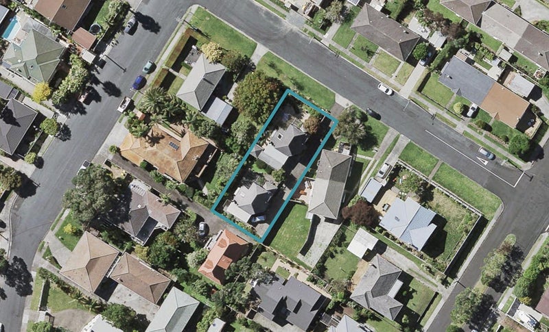 2/13 Fifeshire Street, Hauraki, Auckland - Carousel 1