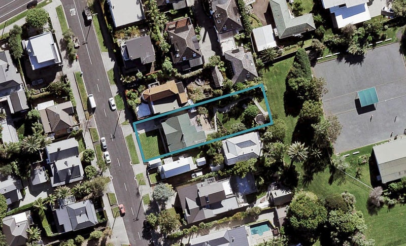 49 Clifton Road, Herne Bay, Auckland - Carousel 1