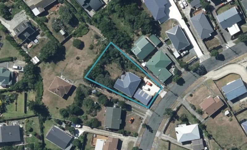 35 Matatiro Street, Titahi Bay, Porirua - Carousel 1