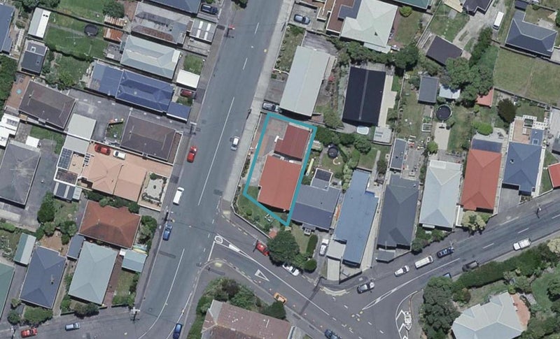 211 Clyde Street, Island Bay, Wellington - Carousel 1