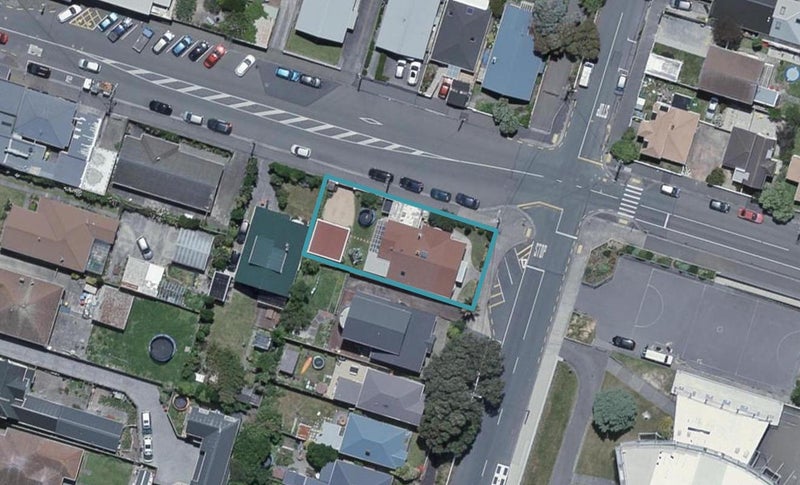 158 Clyde Street, Island Bay, Wellington - Carousel 1