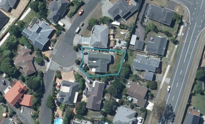 5 Eclipse Lane, Whitby, Porirua - Carousel 1
