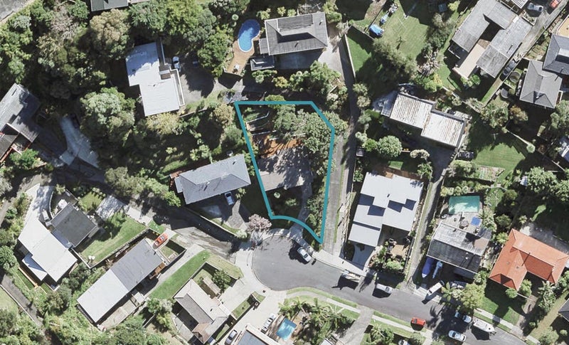 27 King Richard Place, Browns Bay, Auckland - Carousel 1