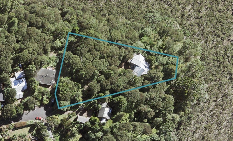 9 Janet Place, Laingholm, Auckland - Carousel 1