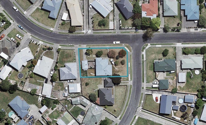 17 Darwin Crescent, Maraenui, Napier - Carousel 1