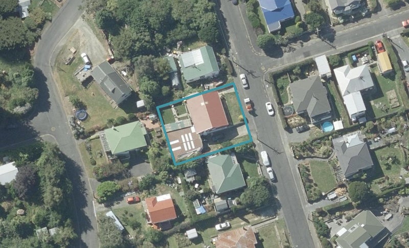 29 Taupo Street, Ravensbourne, Dunedin - Carousel 1