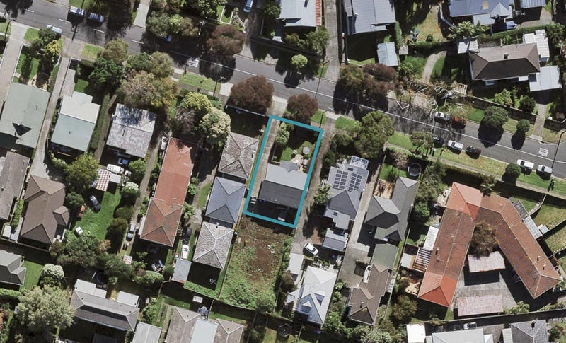 27 Clarke Road, Onehunga, Auckland - Carousel 1