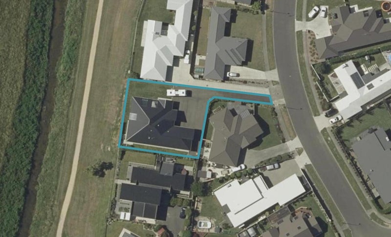 7 Doncaster Court, Awapuni, Palmerston North - Carousel 1