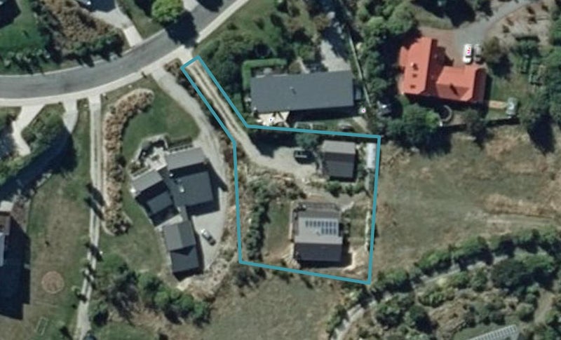 5 Drake Place, Wanaka - Carousel 1