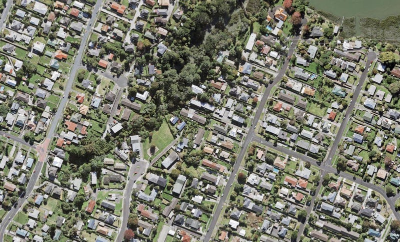 3/124 Lynwood Road, New Lynn, Auckland - Carousel 1