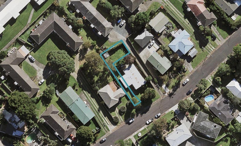 15D Ellen Avenue, Hillcrest, Auckland - Carousel 1