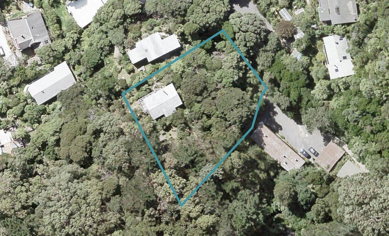 6 Kaitawa Road, York Bay, Lower Hutt - Carousel 1