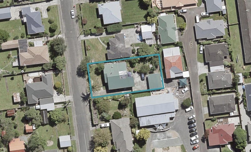 2 Golders Road, Elderslea, Upper Hutt - Carousel 1