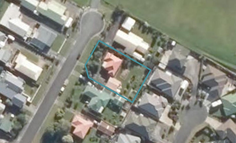 28 Alamein Avenue, Onerahi, Whangarei - Carousel 1