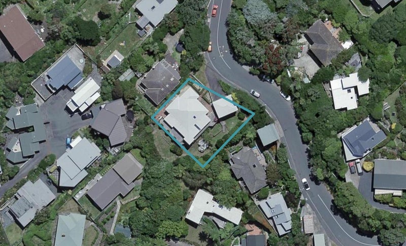 30 Rangoon Street, Khandallah, Wellington - Carousel 1