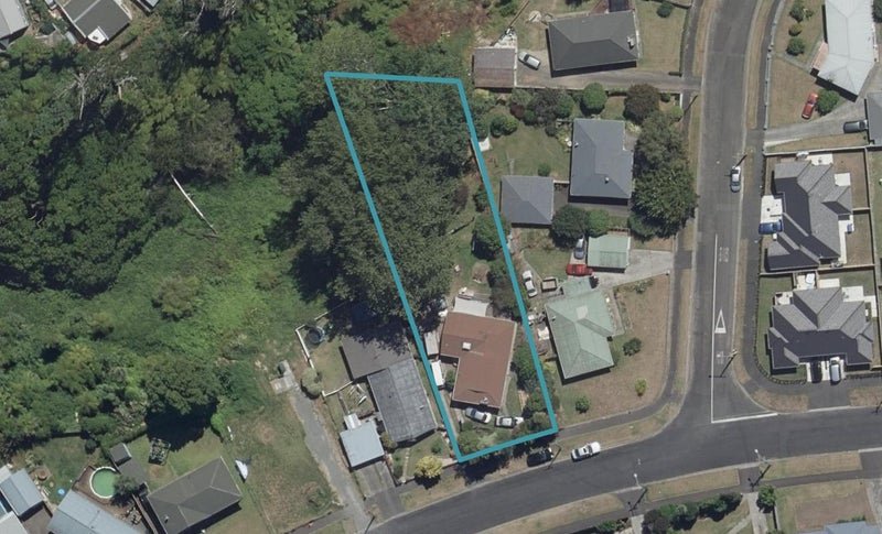 91 Bruce Avenue, Glenview, Hamilton - Carousel 1
