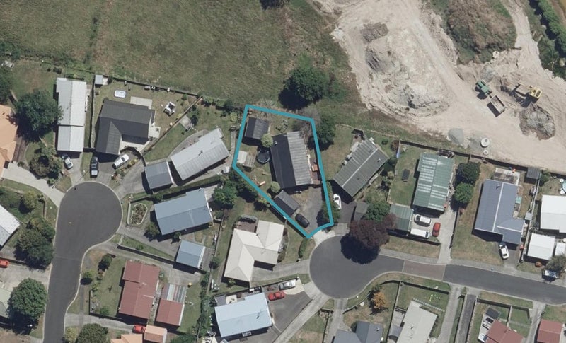 26 Myrlene Place, Nawton, Hamilton - Carousel 1