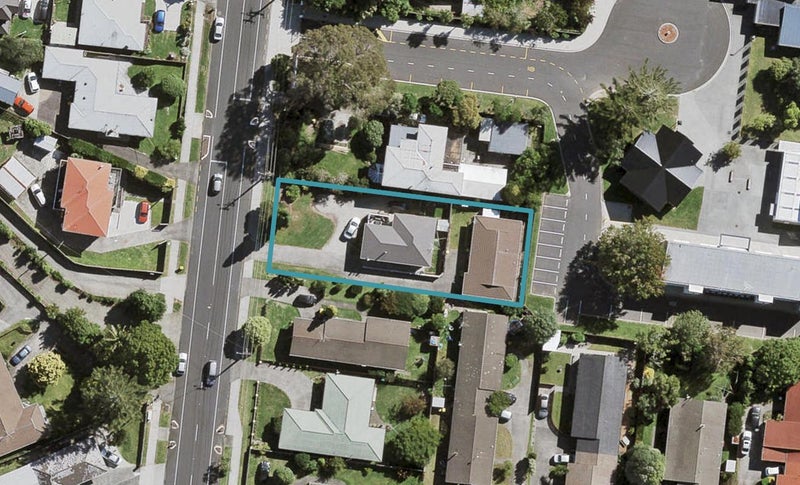 25A Rathgar Road, Henderson, Auckland - Carousel 1