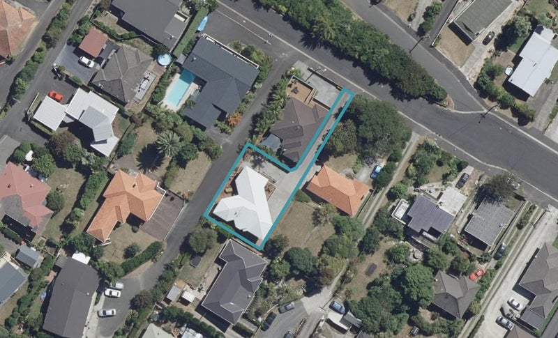 31A Carey Street, Maeroa, Hamilton - Carousel 1