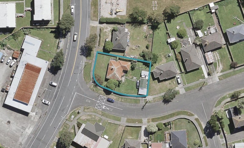 1 Farmer Crescent, Taita, Lower Hutt - Carousel 1
