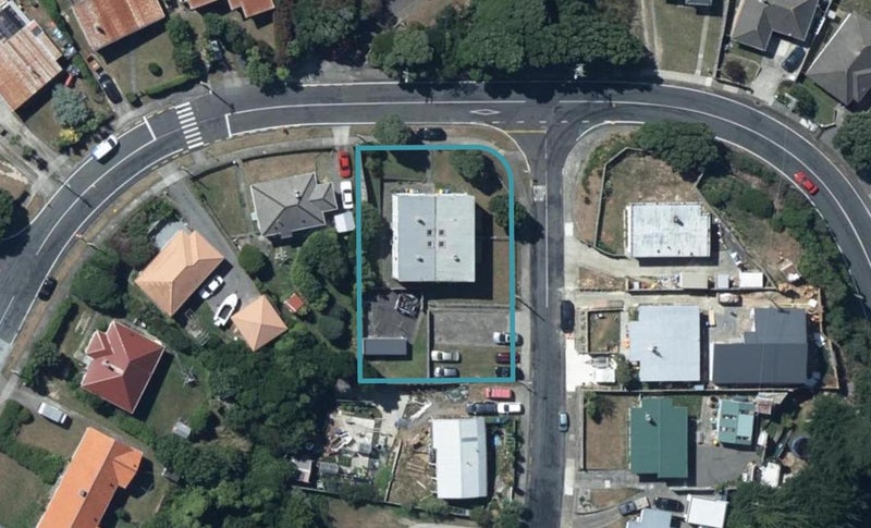 56 Jillett Street, Tītahi Bay, Porirua - Carousel 1