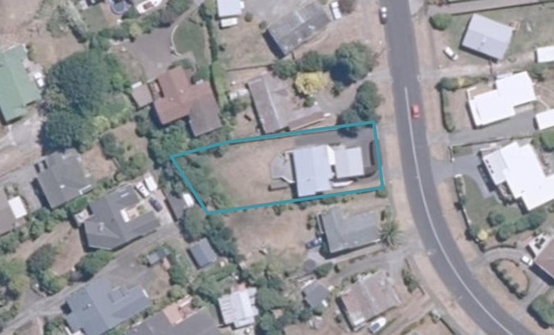 49 Kurupae Road, Hilltop, Taupō - Carousel 1