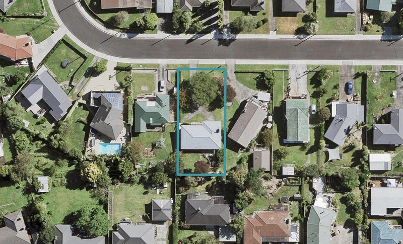 13 Rembrandt Place, Opaheke, Papakura - Carousel 1