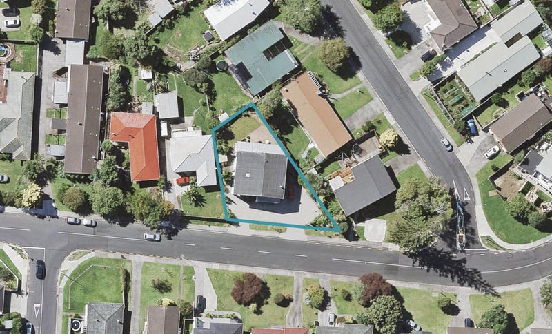 64 Willoughby Avenue, Howick, Auckland - Carousel 1