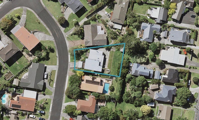 69 Merriefield Avenue, Forrest Hill, Auckland - Carousel 1