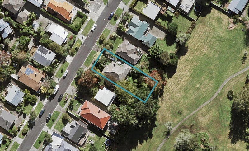 10 Watea Road, Sandringham, Auckland - Carousel 1