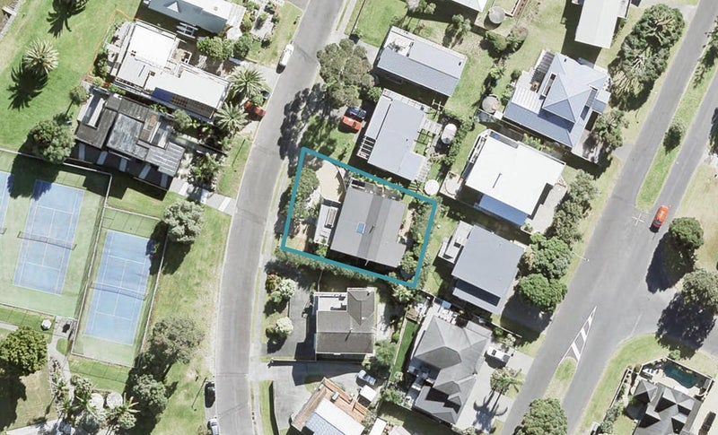 8 North West Anchorage, Warkworth - Carousel 1