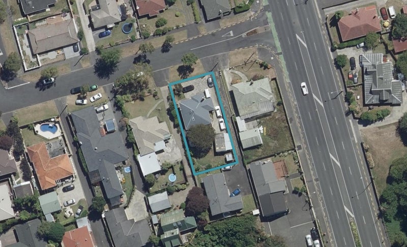 3 Darley Street, Maeroa, Hamilton - Carousel 1