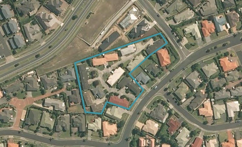 130K Lakeside Drive, Orewa, Orewa - Carousel 1