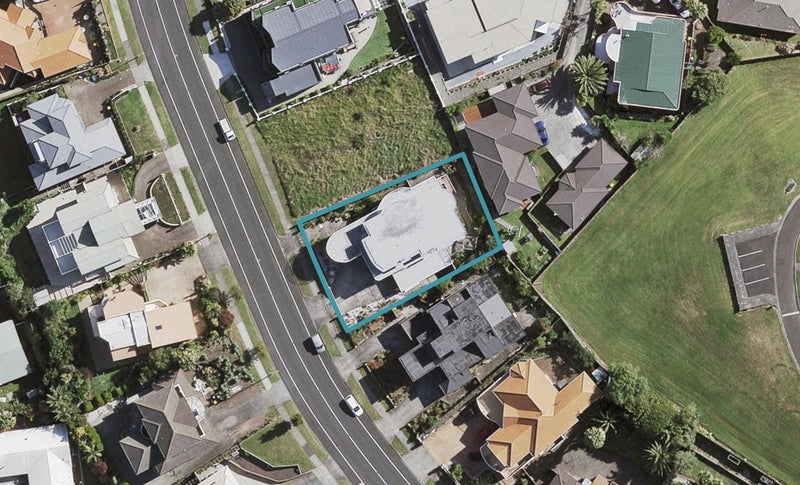 58 Goodwood Drive, Goodwood Heights, Auckland - Carousel 1