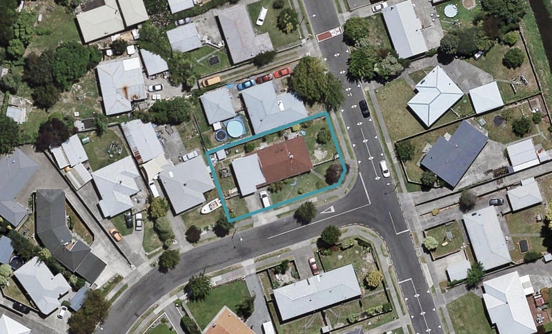 1 McGregor Avenue, Pirimai, Napier - Carousel 1