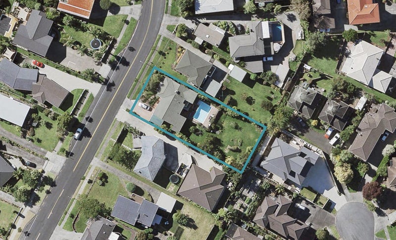 78 Bradbury Road, Botany Downs, Auckland - Carousel 1