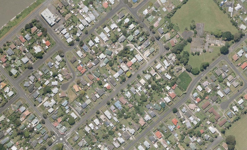 33 Kitchener Street, Whanganui East, Whanganui - Carousel 1